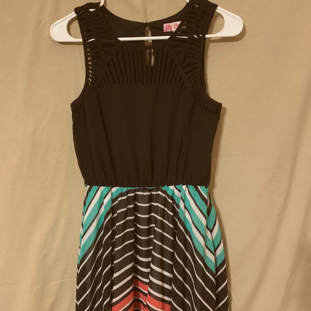 Candie’s Sleeveless Chevron Dress